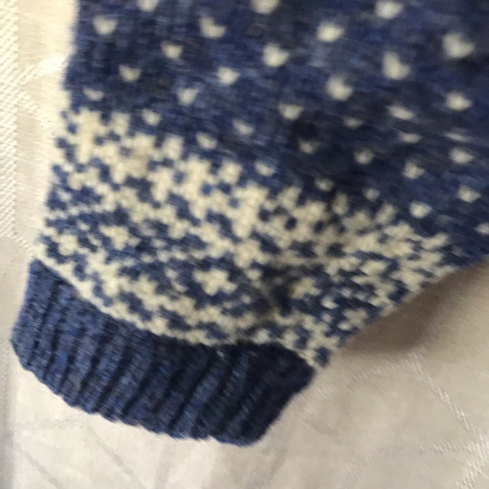 Exquisite Fair Isle Sweater - Picture 3 of 5